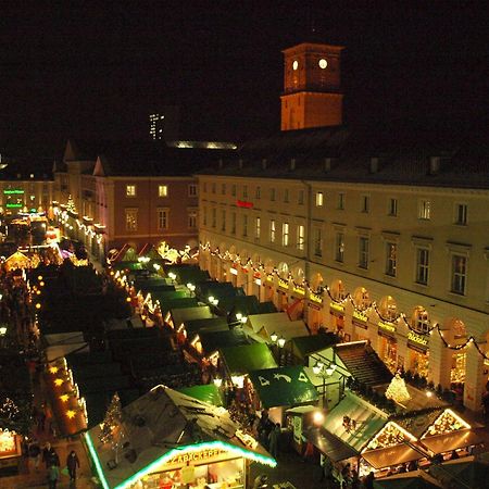 Hotel Am Markt Karlsruhe Bagian luar foto