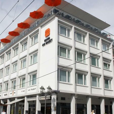 Hotel Am Markt Karlsruhe Bagian luar foto