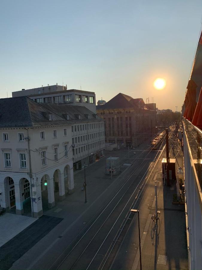 Hotel Am Markt Karlsruhe Bagian luar foto