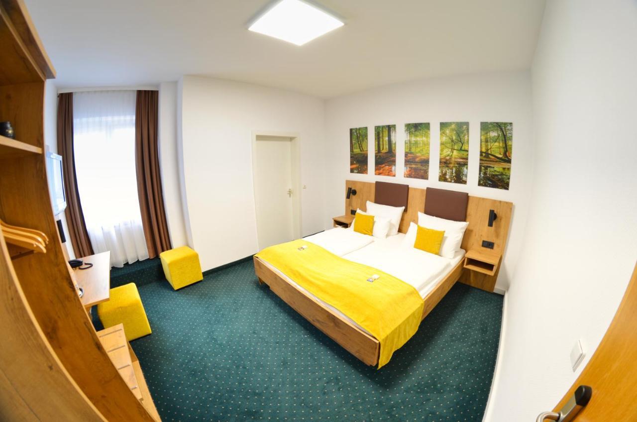 Hotel Am Markt Karlsruhe Bagian luar foto