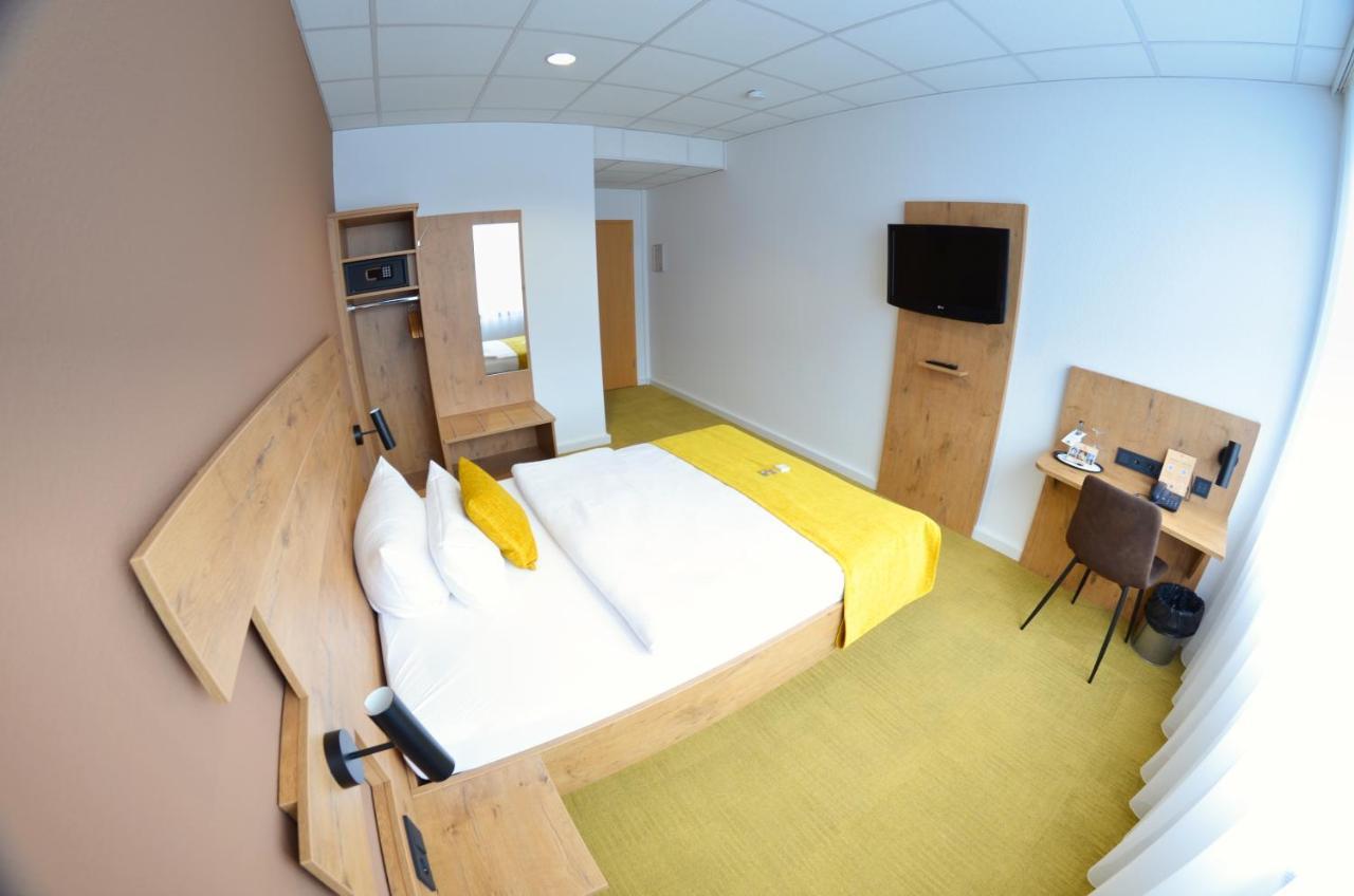 Hotel Am Markt Karlsruhe Bagian luar foto